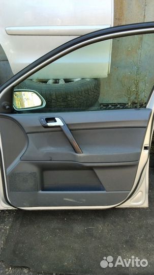 Дверные карты Фольксваген Поло 2007 год