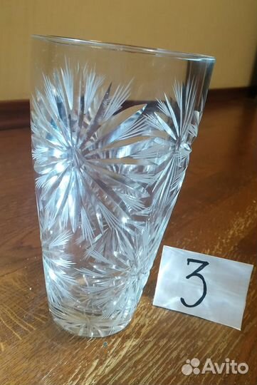 Вазы хрустальные разные