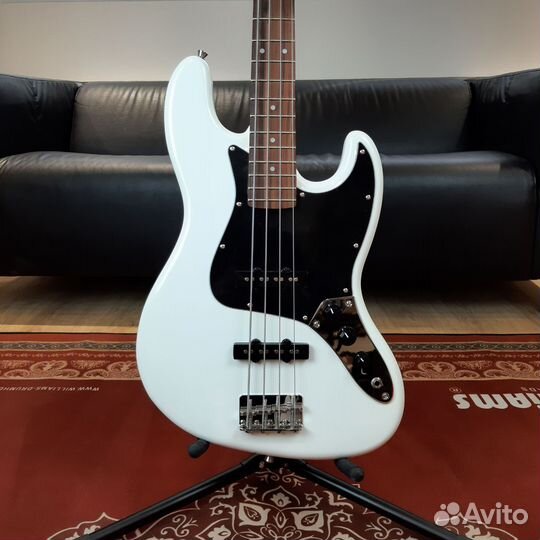 Бас-гитара Aria STB-JB/B WH