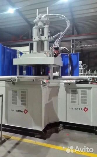 Термопластавтомат вертикальный TA – 150