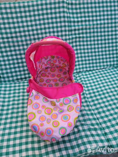 Кукольная коляска для куклы