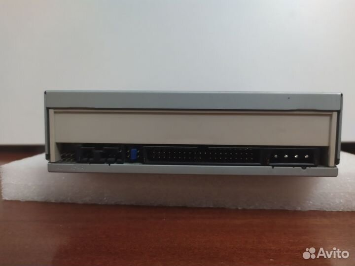 DVD CD привод Asus DRW-1814BL +Nero 7 Essentials