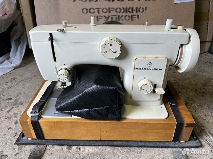 Швейная машина чайка 132м