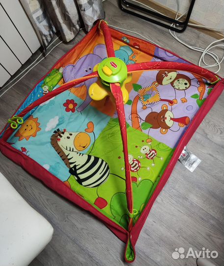 Детские вещи (ванна, весы, дуги, мобиль и тд)