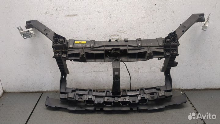 Рамка передняя Opel Vivaro, 2016