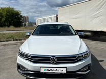 Volkswagen Passat 2.0 AMT, 2020, 98 000 км, с пробегом, цена 3 190 000 руб.