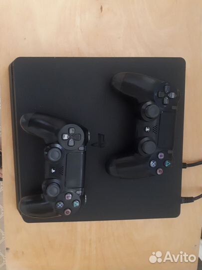 Sony PS4 500 gb slim