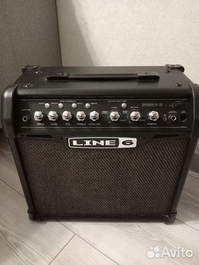 Гитарный комбоусилитель Line 6 spider IV 15