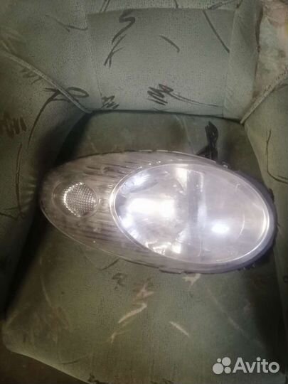 Передние фары задние стопари на автомобили