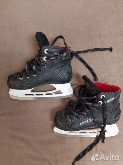 Хоккейные коньки bauer