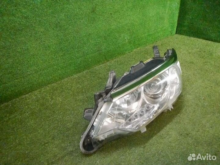 Фара левая Toyota Camry