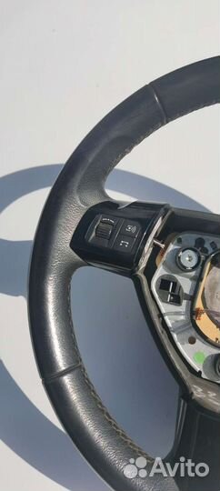 Руль с кнопками Опель Астра Н