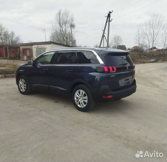 В разборе Peugeot 5008 2018 год