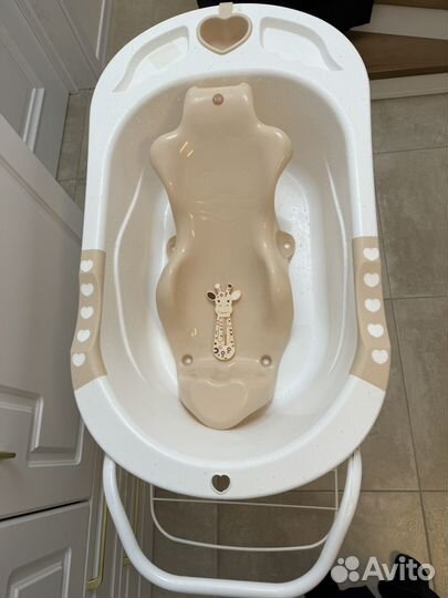 Ванночка детская с подставкой