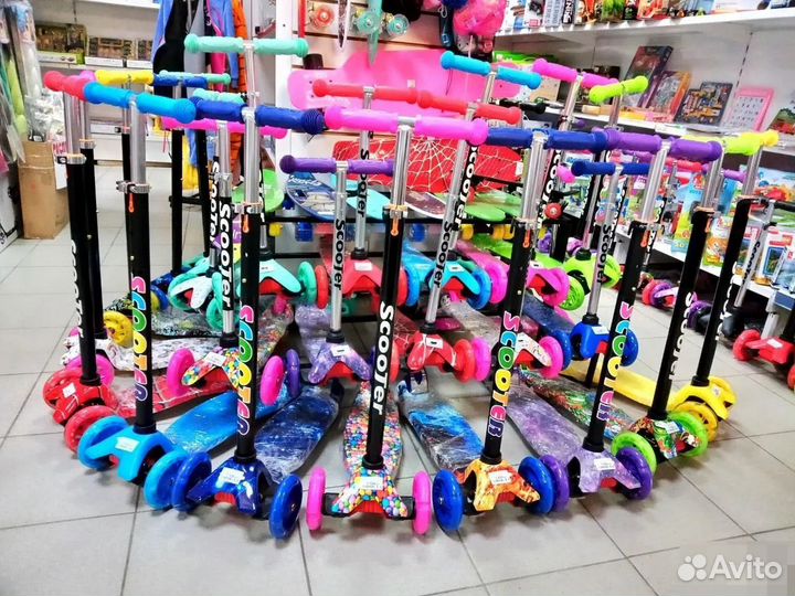 Самокат 3х колесный