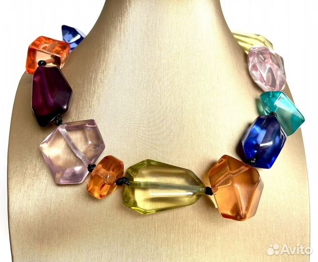 Колье разноцветное крупное