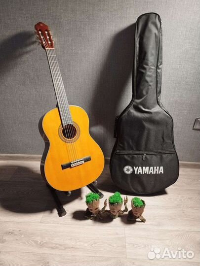 Классическая гитара yamaha c80 с чехлом