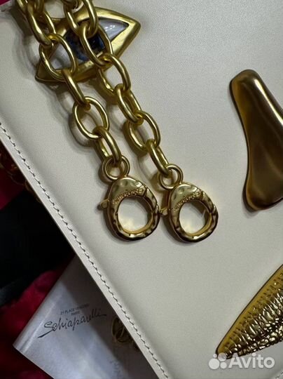 Schiaparelli сумка в наличии