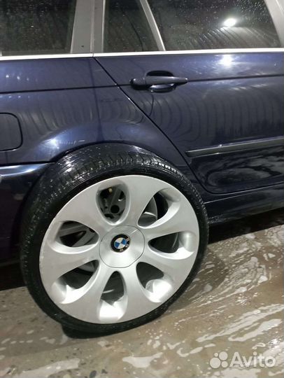 Pirelli P Zero Silver 235/35 R19 и 265/30 R19