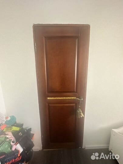 Межкомнатные двери бу 6 штук