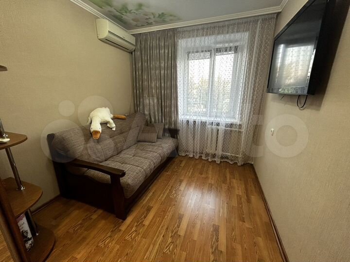 2-к. квартира, 50 м², 6/9 эт.