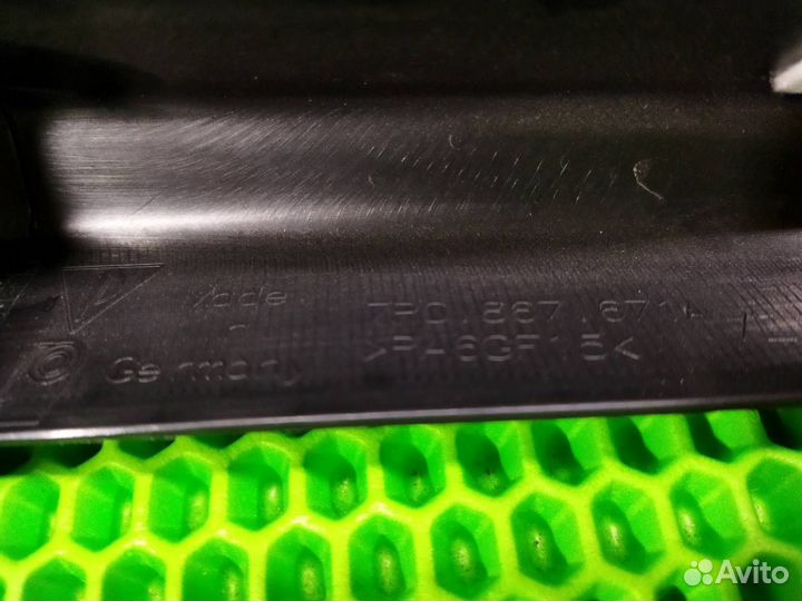 Накладка двери передняя левая Volkswagen Touareg