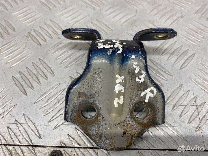 Б/У петля двери задний правый Hyundai Elantra XD