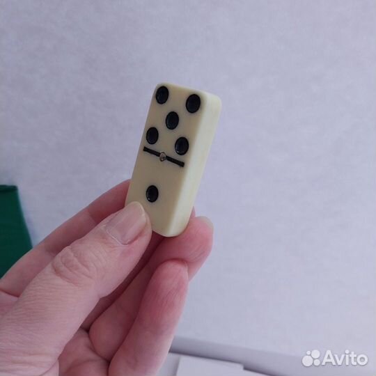 Дорожное домино в футляре