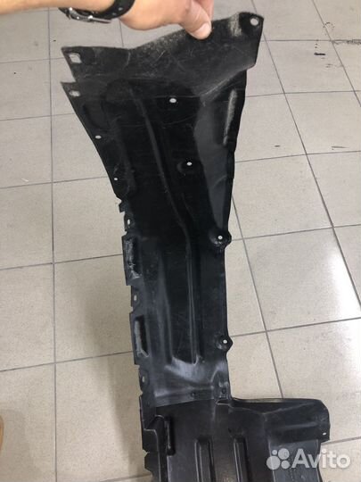 Toyota Land Cruiser 5387660060