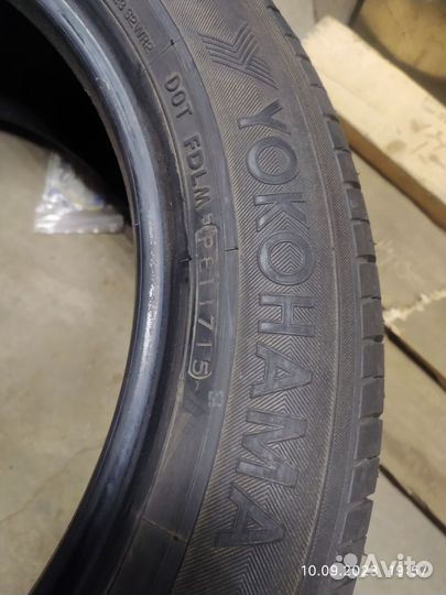 Yokohama dB Decibel E70 215/55 R17 94V