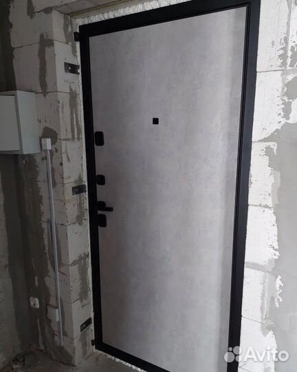 Дверь входная в наличии и под заказ