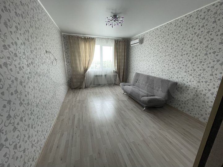 2-к. квартира, 61 м², 13/16 эт.