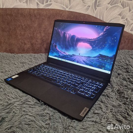 Lenovo IdeaPad Gaming 3 15IHU6