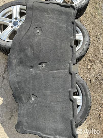 Шумоизоляция капота audi Q7