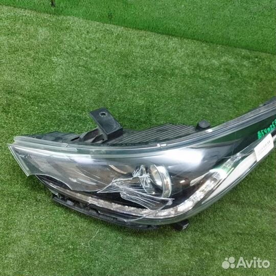 Фара левая Хендай Соларис 2 (2017-2020)