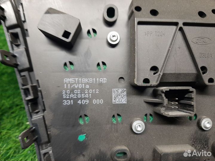 В наличии: Блок кнопок для Ford Focus 3