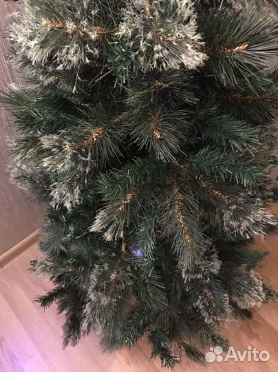 Елка искуственная