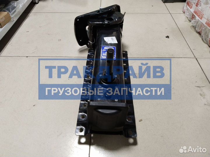 Опорное устройство полуприцепа 650 мм (вылет 270, подошва S,ручка 450,вал 1470,10 отверстий)