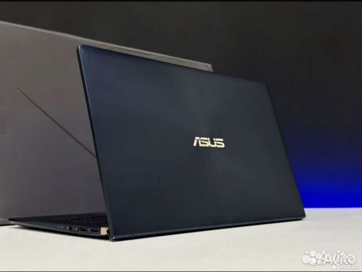 Asus ZenBook Core i7 SSD512g MX150 Металл