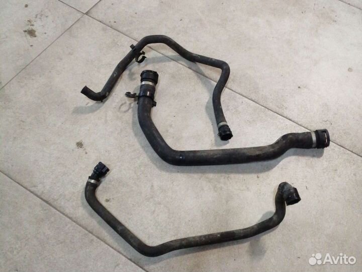 Патрубок охлаждения на BMW X5E70 3.0d m57tue2