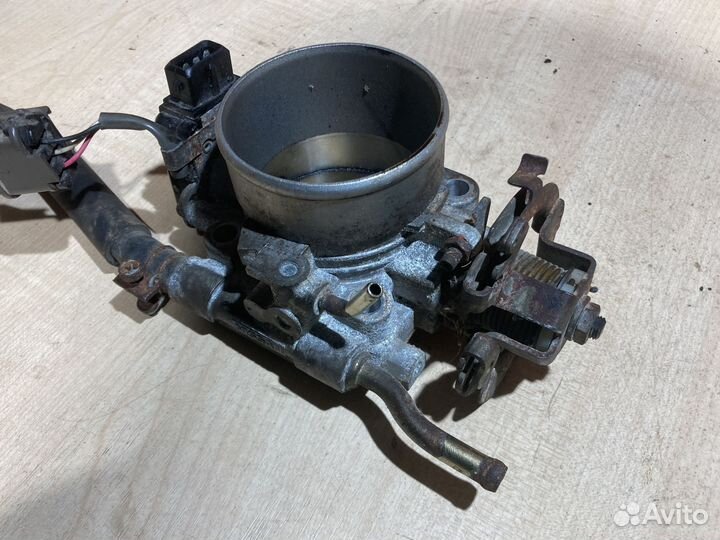 Заслонка дроссельная 4,2i Nissan patrol y60