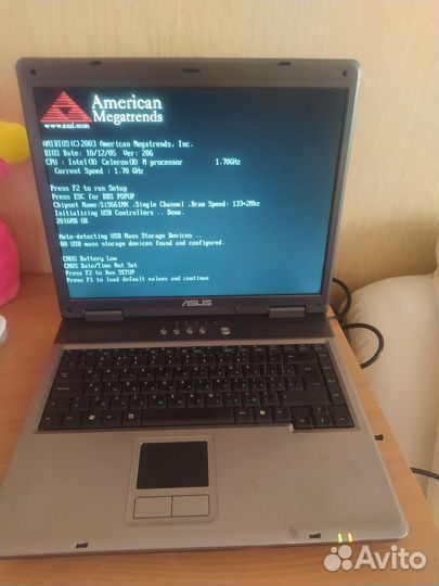 Ноутбук asus