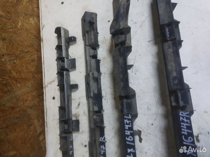 Кронштейн крепления порога Mercedes Gl X164 4.7