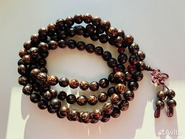 Четки, статуэтка Шивы, Петуха и др