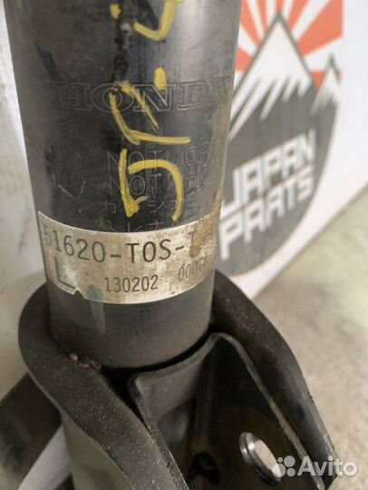 Амортизатор передний Honda cr -v 4