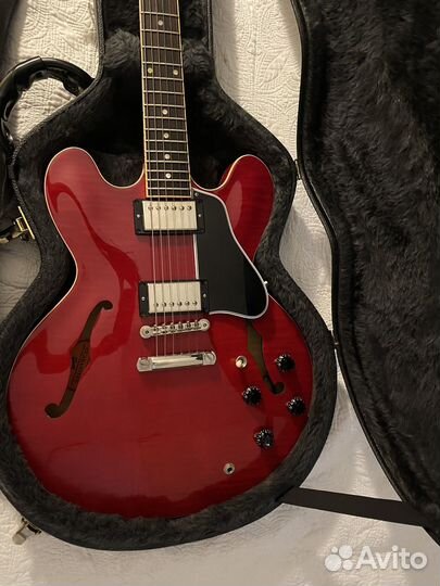 Gibson es 335 dot figured chery 2006