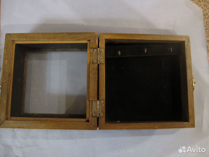 Ящик с дверкой под аптечку или ключницу СССР