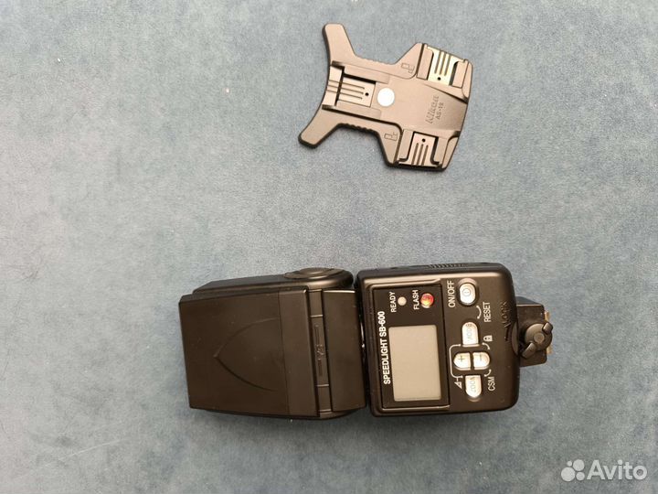 Фотовспышка Nikon Speedlight SB-600