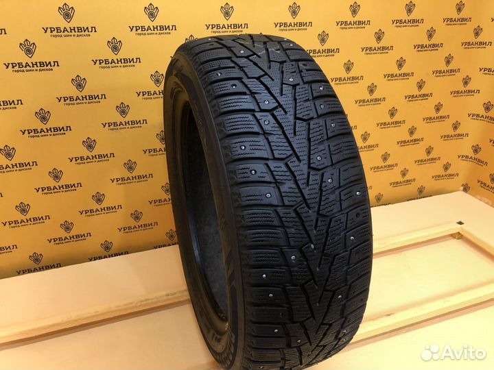 Roadstone Winguard WinSpike 215/55 R17 98T