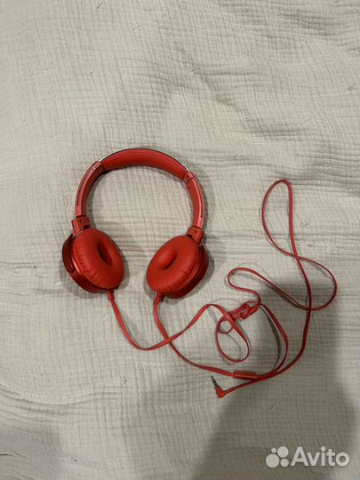 Проводные наушники